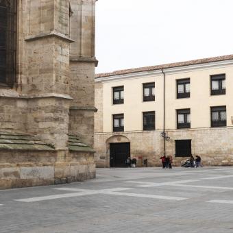 Vista exterior del museo de Medicina y Farmacia