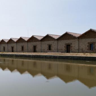 Dársena del Canal de Castilla en Alar del Rey