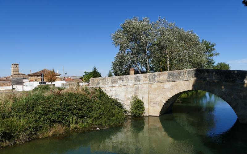Puente Canal de Castilla, Villaumbrales
