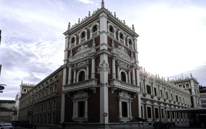 Panorámica del Palacio de la Diputación de Palencia desde una de las torres
