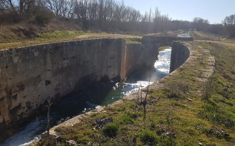 Esclusa del Canal de Castilla
