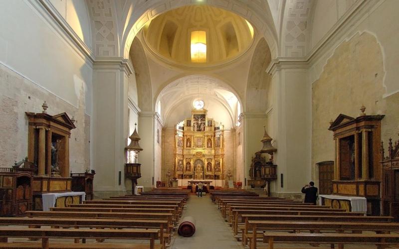 Interior de la iglesia del Monasterio de San Zoilo